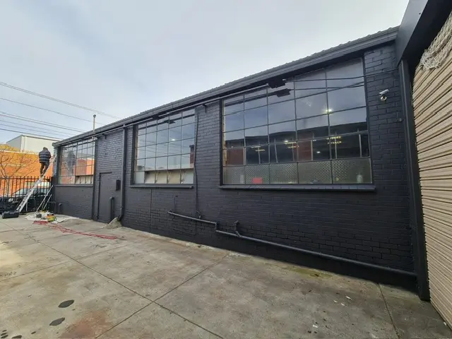 Commercial Exterior Huntingdale